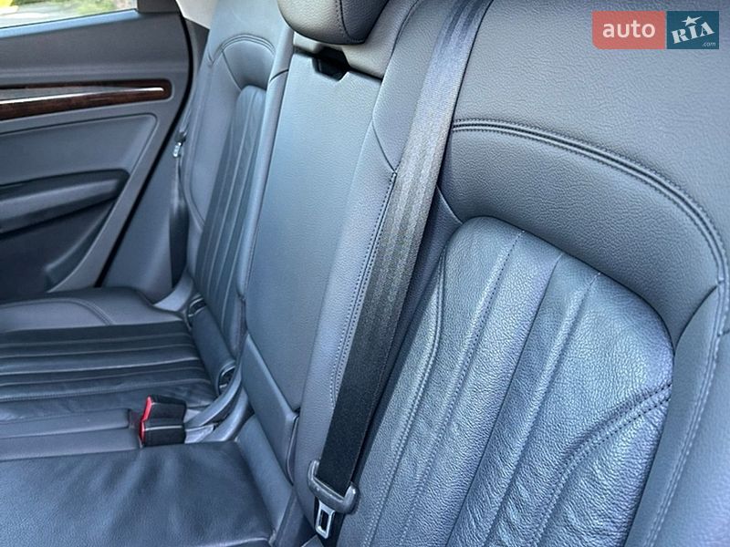 Внедорожник / Кроссовер Audi Q5 2017 в Тернополе
