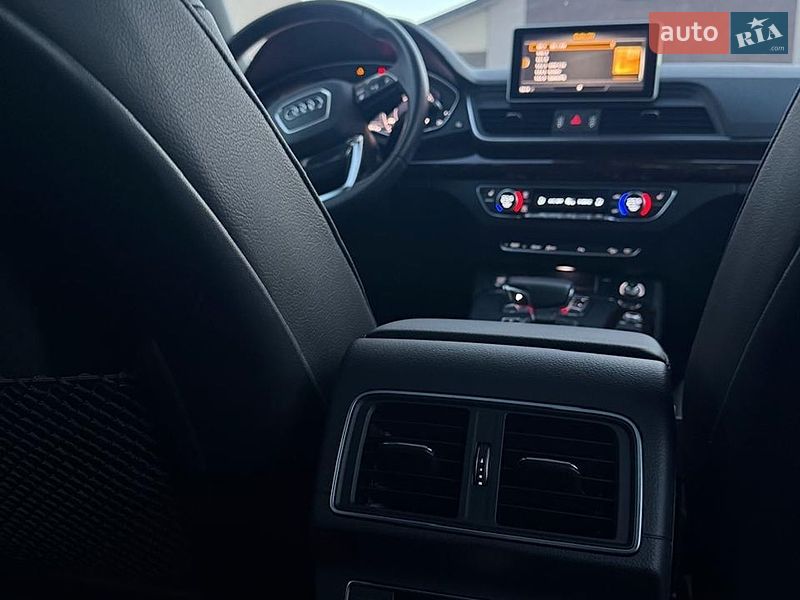 Внедорожник / Кроссовер Audi Q5 2019 в Чорткове