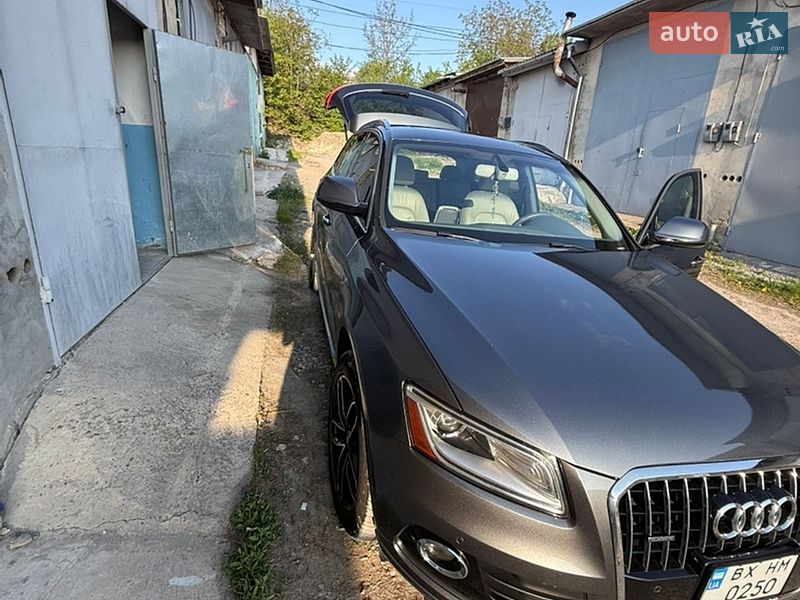 Внедорожник / Кроссовер Audi Q5 2015 в Каменец-Подольском
