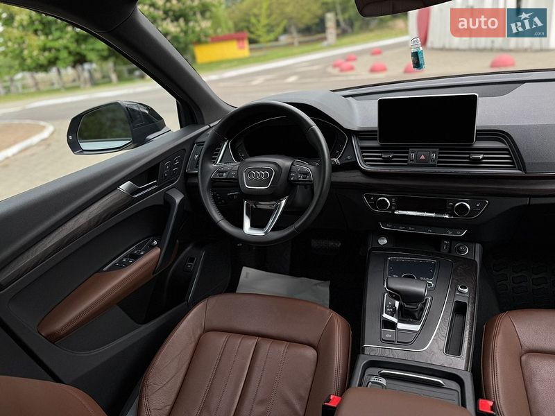 Внедорожник / Кроссовер Audi Q5 2019 в Луцке
