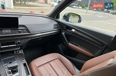 Внедорожник / Кроссовер Audi Q5 2019 в Луцке