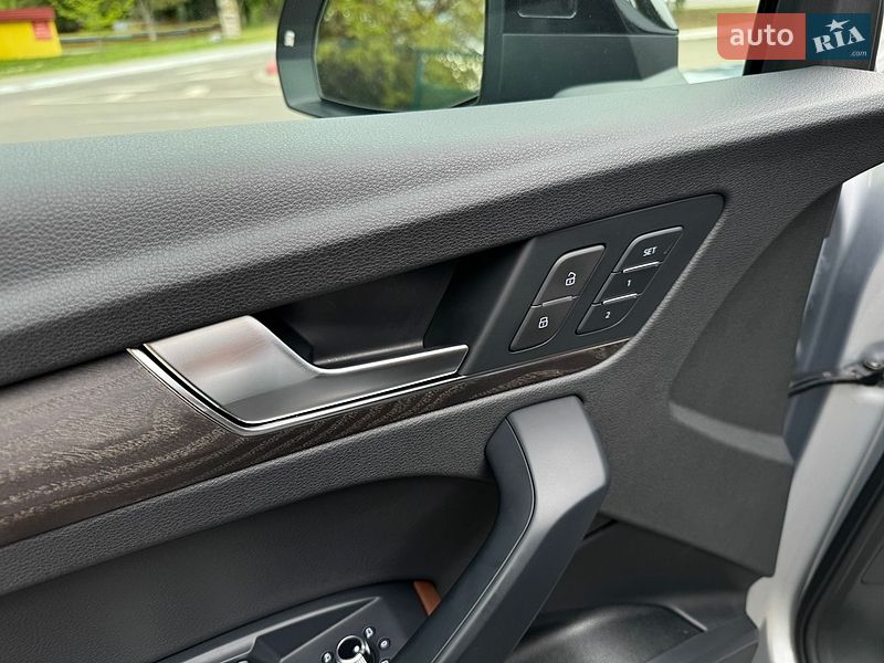 Внедорожник / Кроссовер Audi Q5 2019 в Луцке