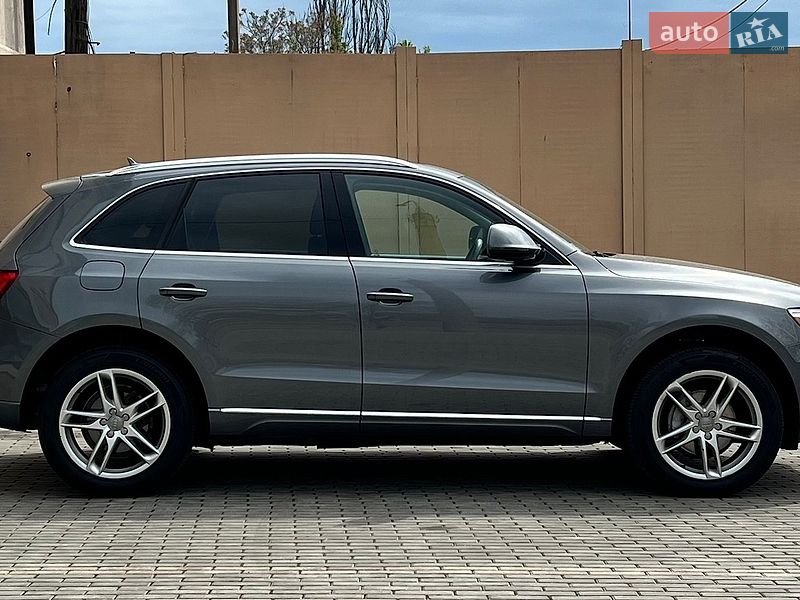 Внедорожник / Кроссовер Audi Q5 2015 в Николаеве
