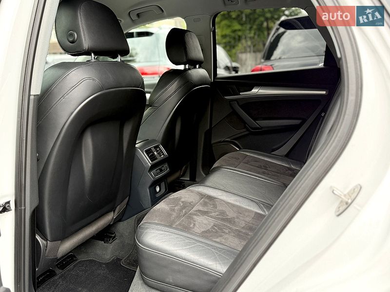 Внедорожник / Кроссовер Audi Q5 2017 в Киеве