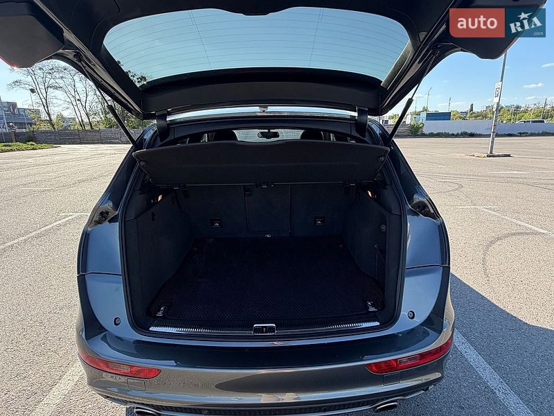 Позашляховик / Кросовер Audi Q5 2015 в Києві