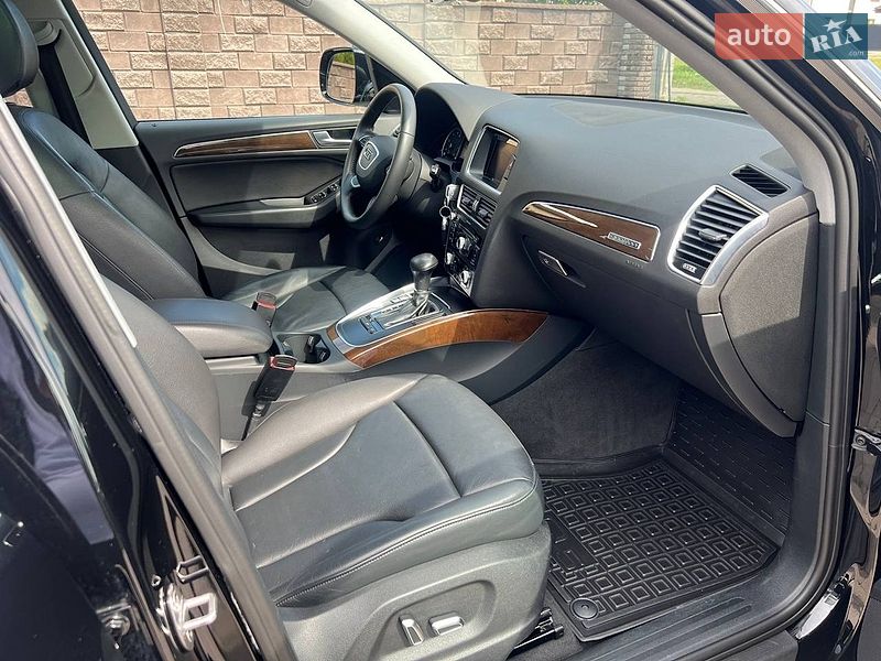 Внедорожник / Кроссовер Audi Q5 2016 в Ровно