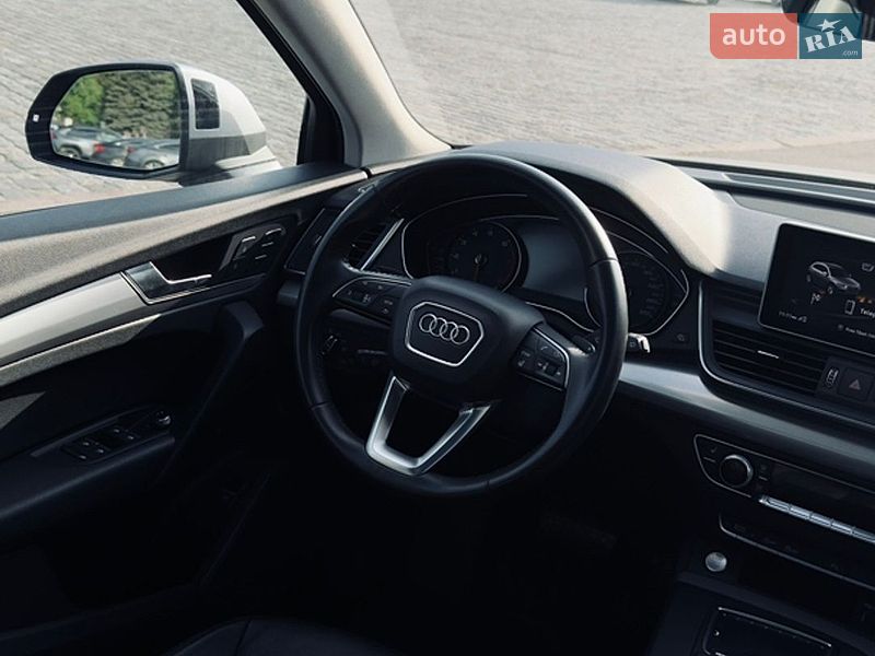 Внедорожник / Кроссовер Audi Q5 2018 в Харькове