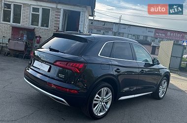 Позашляховик / Кросовер Audi Q5 2018 в Луцьку