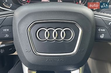 Позашляховик / Кросовер Audi Q5 2018 в Луцьку