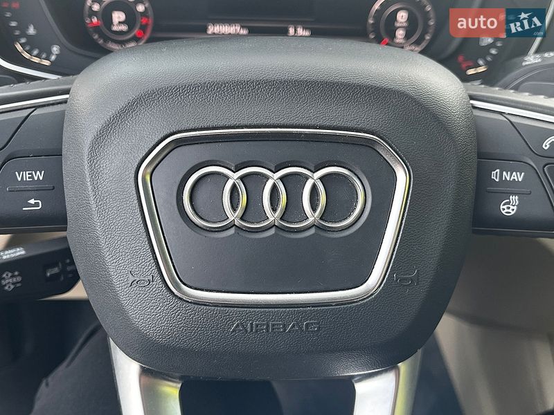 Позашляховик / Кросовер Audi Q5 2018 в Луцьку