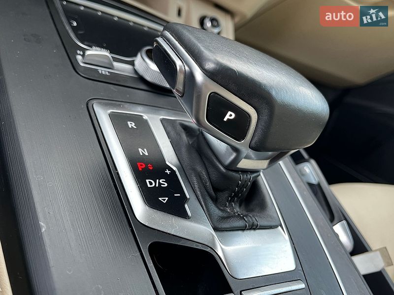 Позашляховик / Кросовер Audi Q5 2018 в Луцьку