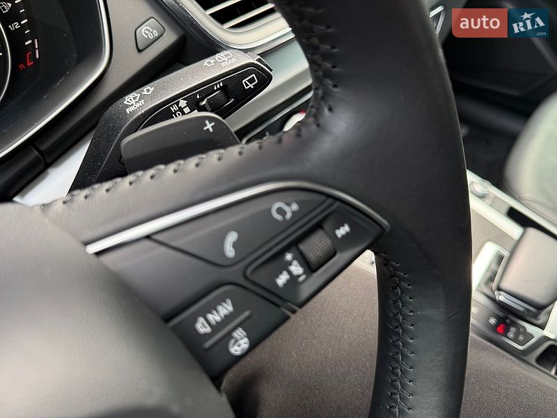 Позашляховик / Кросовер Audi Q5 2018 в Львові