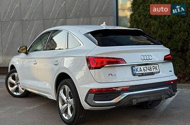 Внедорожник / Кроссовер Audi Q5 2021 в Киеве