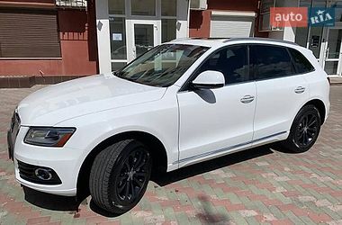 Позашляховик / Кросовер Audi Q5 2016 в Луцьку
