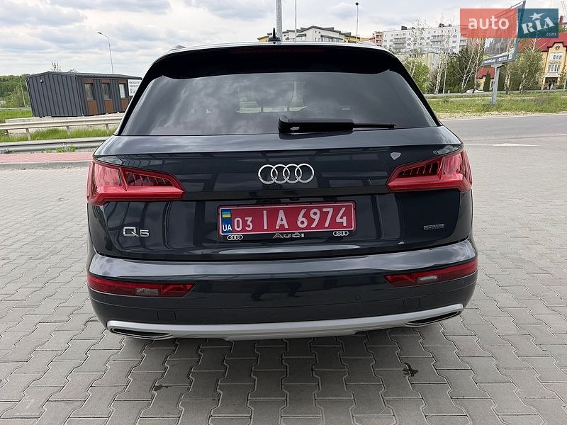 Внедорожник / Кроссовер Audi Q5 2019 в Тернополе