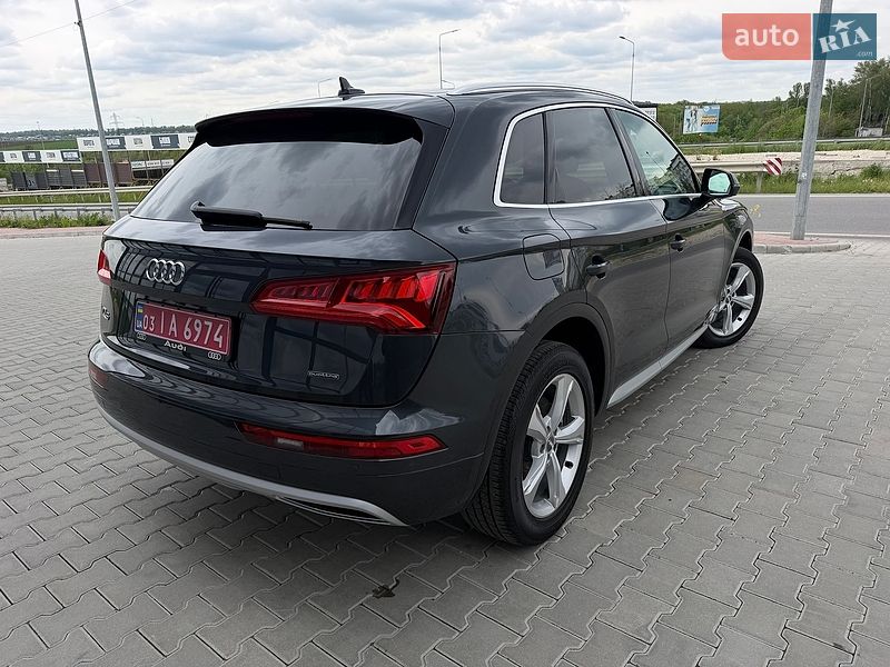 Внедорожник / Кроссовер Audi Q5 2019 в Тернополе