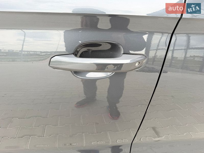 Внедорожник / Кроссовер Audi Q5 2019 в Тернополе
