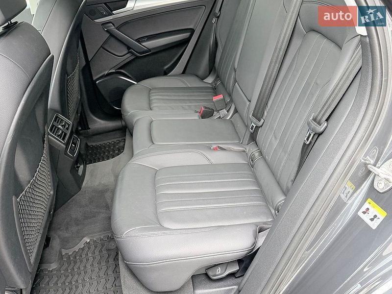 Внедорожник / Кроссовер Audi Q5 2019 в Тернополе