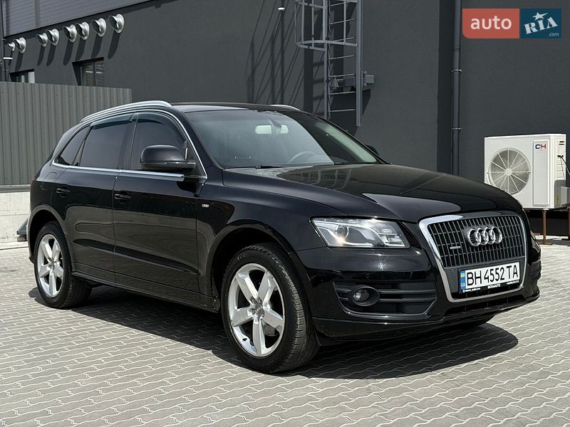 Позашляховик / Кросовер Audi Q5 2011 в Львові