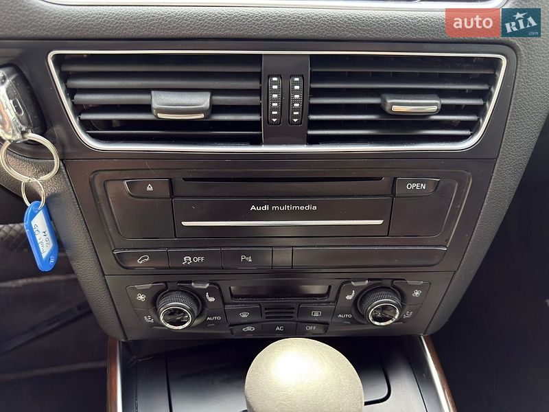 Позашляховик / Кросовер Audi Q5 2011 в Львові