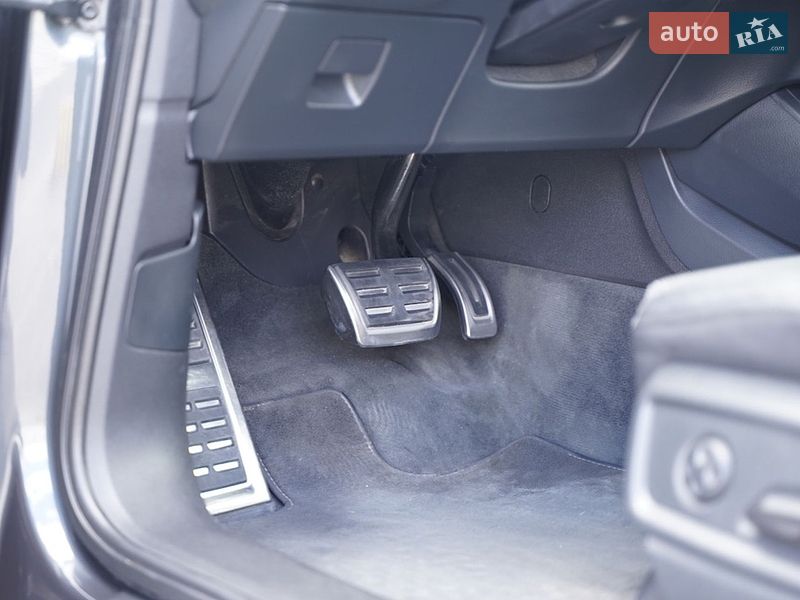Позашляховик / Кросовер Audi Q5 2018 в Львові