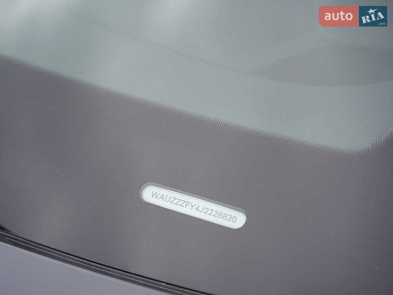 Позашляховик / Кросовер Audi Q5 2018 в Львові
