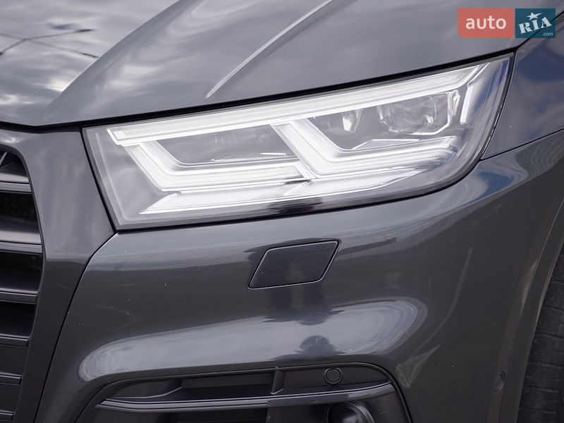 Позашляховик / Кросовер Audi Q5 2018 в Львові