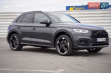 Позашляховик / Кросовер Audi Q5 2018 в Львові