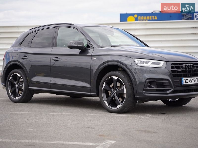 Позашляховик / Кросовер Audi Q5 2018 в Львові