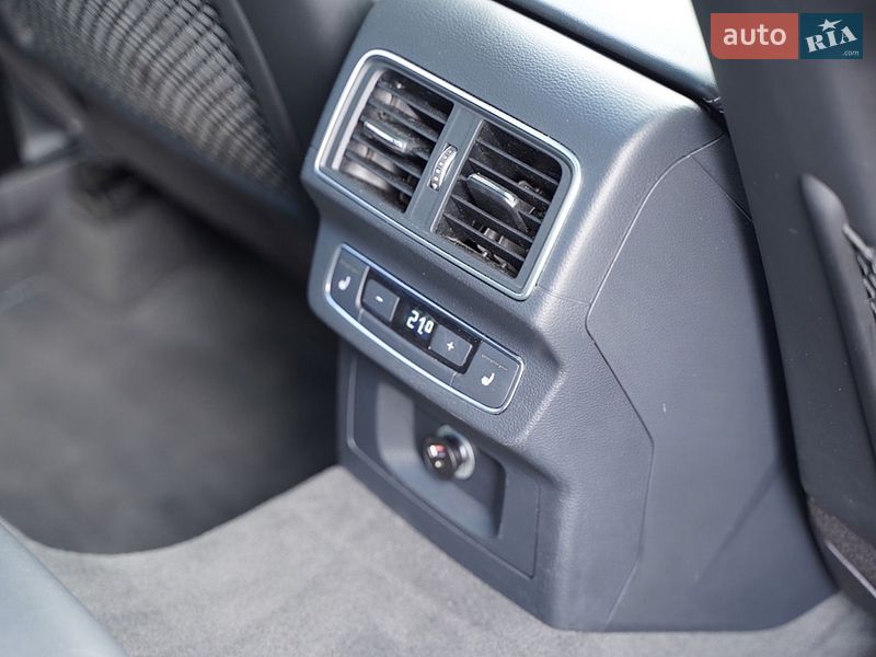 Позашляховик / Кросовер Audi Q5 2018 в Львові