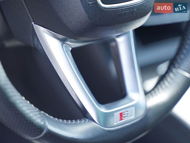 Позашляховик / Кросовер Audi Q5 2018 в Львові
