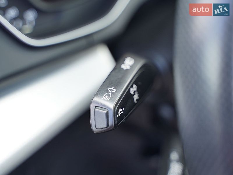 Позашляховик / Кросовер Audi Q5 2018 в Львові