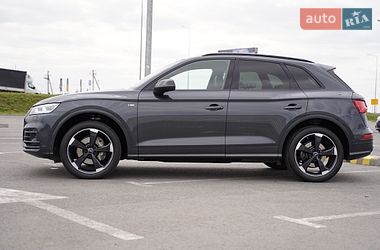 Позашляховик / Кросовер Audi Q5 2018 в Львові