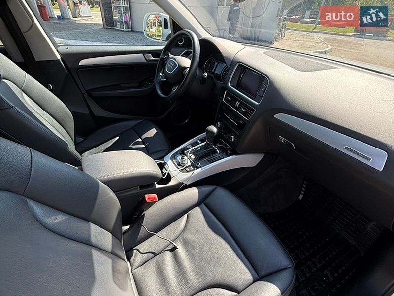 Внедорожник / Кроссовер Audi Q5 2016 в Ровно