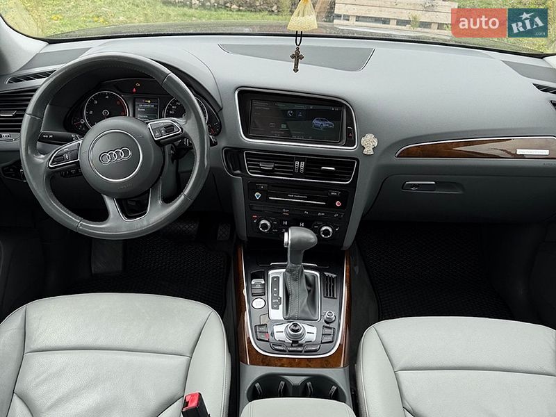 Позашляховик / Кросовер Audi Q5 2014 в Тернополі