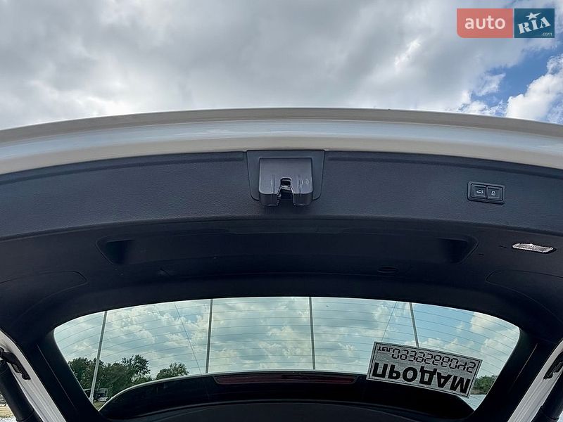 Позашляховик / Кросовер Audi Q5 2018 в Балті
