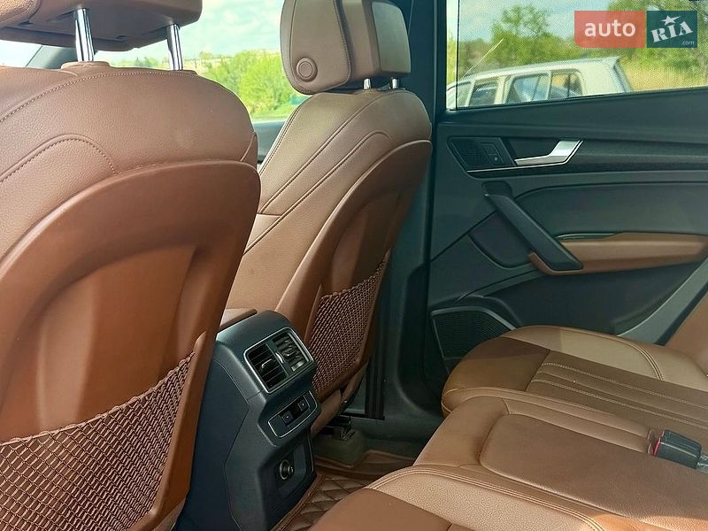 Позашляховик / Кросовер Audi Q5 2018 в Балті