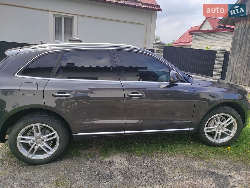 Внедорожник / Кроссовер Audi Q5 2015 в Львове