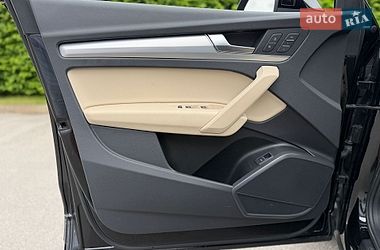 Позашляховик / Кросовер Audi Q5 2024 в Києві