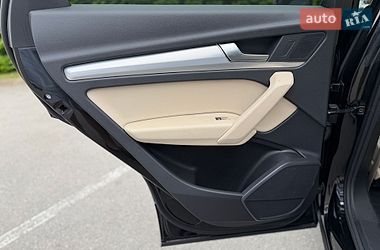 Позашляховик / Кросовер Audi Q5 2024 в Києві