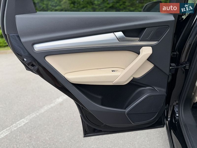 Позашляховик / Кросовер Audi Q5 2024 в Києві