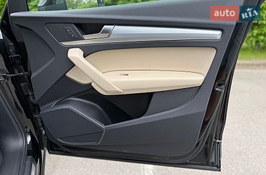 Позашляховик / Кросовер Audi Q5 2024 в Києві