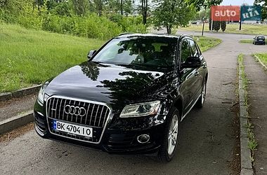 Внедорожник / Кроссовер Audi Q5 2015 в Ровно