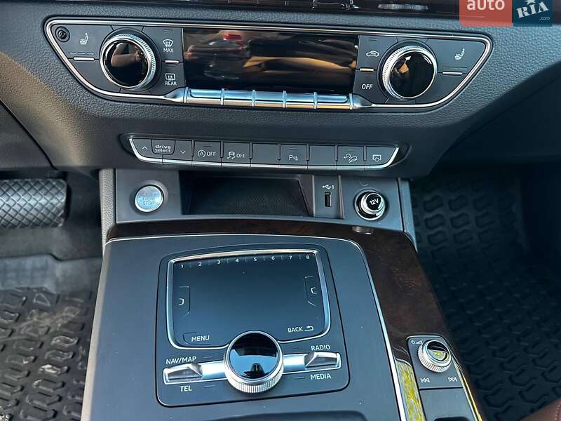 Позашляховик / Кросовер Audi Q5 2018 в Одесі фото 21 Позашляховик / Кросовер Audi Q5 2018 в Одесі