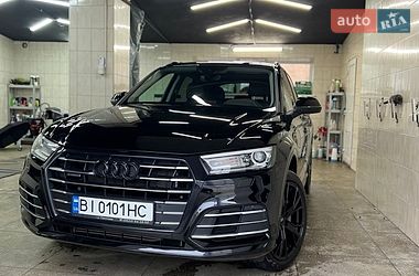 Позашляховик / Кросовер Audi Q5 2019 в Полтаві