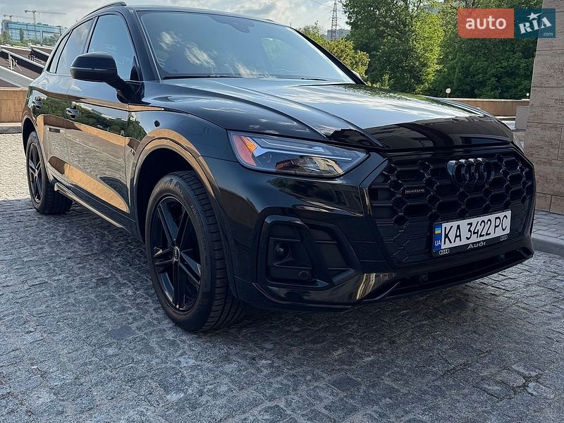 Внедорожник / Кроссовер Audi Q5 2023 в Киеве