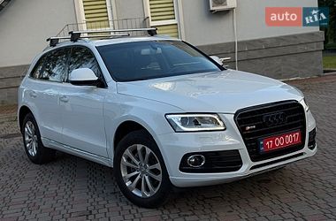 Позашляховик / Кросовер Audi Q5 2017 в Лубнах