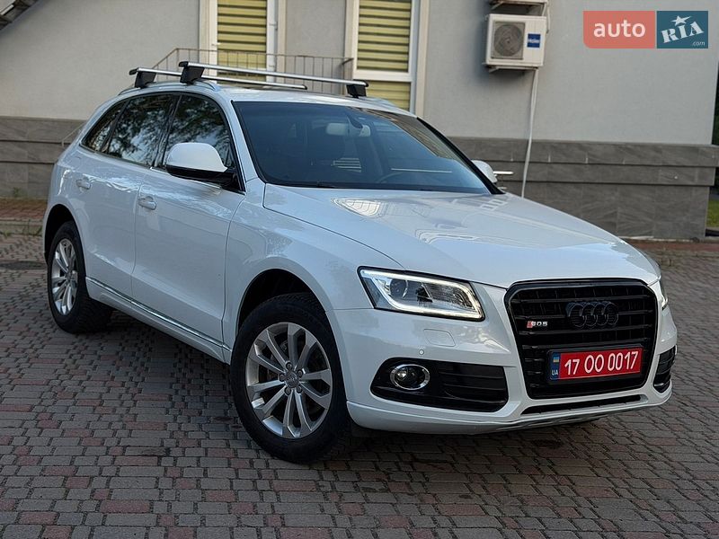 Позашляховик / Кросовер Audi Q5 2017 в Лубнах