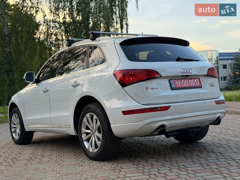 Позашляховик / Кросовер Audi Q5 2017 в Лубнах