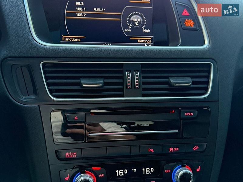 Позашляховик / Кросовер Audi Q5 2017 в Лубнах